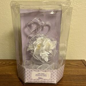 Wilton White and Silver Floral Cake Topper